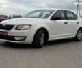 Белый Шкода Octavia A7, объемом двигателя 1.2 л и пробегом 270 тыс. км за 8990 $, фото 1 на Automoto.ua