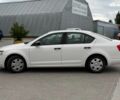 Белый Шкода Octavia A7, объемом двигателя 1.2 л и пробегом 270 тыс. км за 8990 $, фото 10 на Automoto.ua