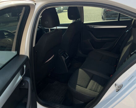 Білий Шкода Octavia A7, об'ємом двигуна 1.6 л та пробігом 135 тис. км за 14800 $, фото 24 на Automoto.ua