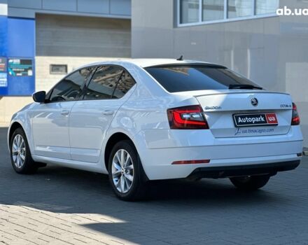 Білий Шкода Octavia A7, об'ємом двигуна 1.4 л та пробігом 149 тис. км за 16490 $, фото 5 на Automoto.ua