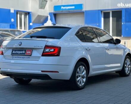 Білий Шкода Octavia A7, об'ємом двигуна 1.4 л та пробігом 149 тис. км за 16490 $, фото 3 на Automoto.ua