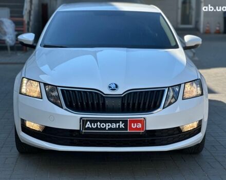 Білий Шкода Octavia A7, об'ємом двигуна 1.4 л та пробігом 149 тис. км за 16490 $, фото 1 на Automoto.ua