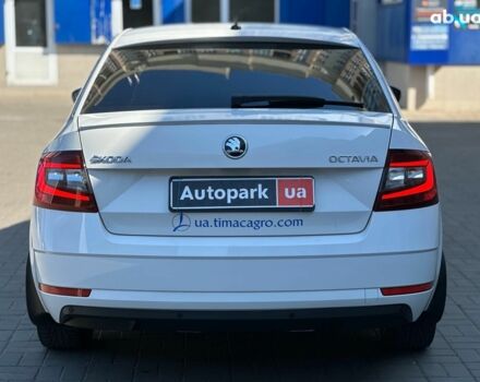 Білий Шкода Octavia A7, об'ємом двигуна 1.4 л та пробігом 149 тис. км за 16490 $, фото 4 на Automoto.ua