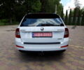 Белый Шкода Octavia A7, объемом двигателя 1.6 л и пробегом 152 тыс. км за 10700 $, фото 4 на Automoto.ua