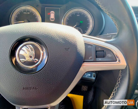 Белый Шкода Octavia A7, объемом двигателя 1.6 л и пробегом 247 тыс. км за 12790 $, фото 15 на Automoto.ua