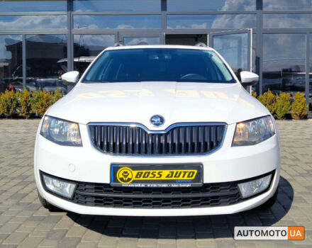 Белый Шкода Octavia A7, объемом двигателя 1.6 л и пробегом 247 тыс. км за 12790 $, фото 1 на Automoto.ua