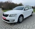 Белый Шкода Octavia A7, объемом двигателя 1.6 л и пробегом 175 тыс. км за 12500 $, фото 1 на Automoto.ua