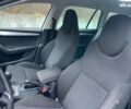 Белый Шкода Octavia A7, объемом двигателя 2 л и пробегом 298 тыс. км за 13190 $, фото 19 на Automoto.ua