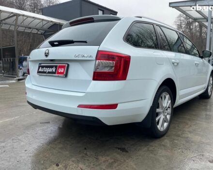 Белый Шкода Octavia A7, объемом двигателя 2 л и пробегом 298 тыс. км за 13190 $, фото 11 на Automoto.ua