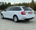 Белый Шкода Octavia A7, объемом двигателя 1.6 л и пробегом 190 тыс. км за 13850 $, фото 18 на Automoto.ua
