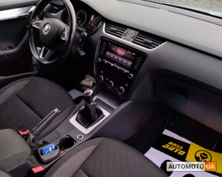 Білий Шкода Octavia A7, об'ємом двигуна 2 л та пробігом 246 тис. км за 14600 $, фото 21 на Automoto.ua