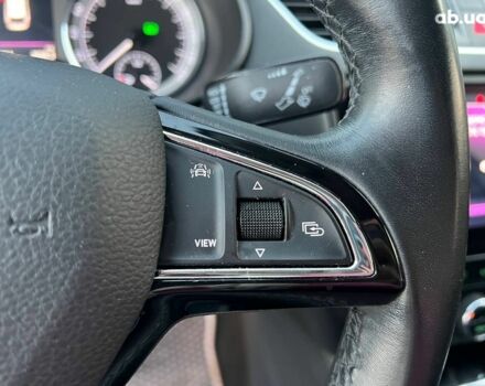 Белый Шкода Octavia A7, объемом двигателя 1.6 л и пробегом 302 тыс. км за 14290 $, фото 23 на Automoto.ua