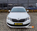 Білий Шкода Octavia A7, об'ємом двигуна 2 л та пробігом 246 тис. км за 14600 $, фото 1 на Automoto.ua