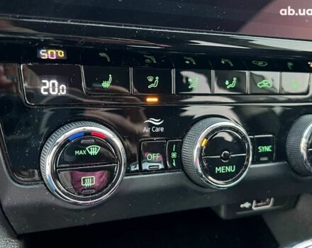 Белый Шкода Octavia A7, объемом двигателя 1.6 л и пробегом 302 тыс. км за 14290 $, фото 30 на Automoto.ua