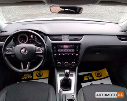 Білий Шкода Octavia A7, об'ємом двигуна 2 л та пробігом 246 тис. км за 14600 $, фото 11 на Automoto.ua