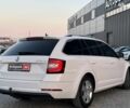 Белый Шкода Octavia A7, объемом двигателя 1.6 л и пробегом 302 тыс. км за 14290 $, фото 7 на Automoto.ua