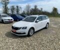 Белый Шкода Octavia A7, объемом двигателя 1.6 л и пробегом 195 тыс. км за 14200 $, фото 1 на Automoto.ua