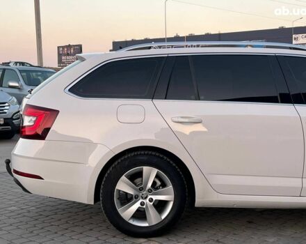 Белый Шкода Octavia A7, объемом двигателя 1.6 л и пробегом 302 тыс. км за 14290 $, фото 8 на Automoto.ua