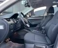 Белый Шкода Octavia A7, объемом двигателя 1.6 л и пробегом 302 тыс. км за 14290 $, фото 18 на Automoto.ua