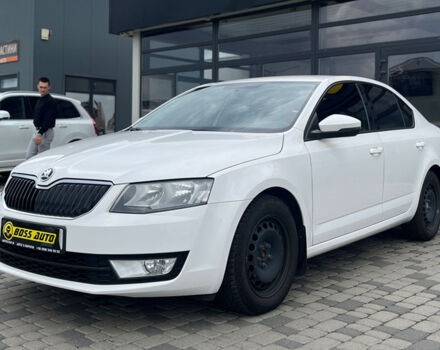 Білий Шкода Octavia A7, об'ємом двигуна 1.6 л та пробігом 258 тис. км за 10900 $, фото 2 на Automoto.ua