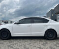 Білий Шкода Octavia A7, об'ємом двигуна 1.6 л та пробігом 258 тис. км за 10900 $, фото 3 на Automoto.ua
