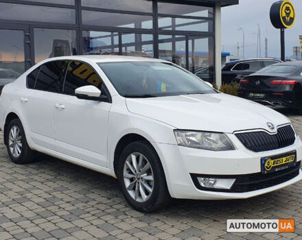Білий Шкода Octavia A7, об'ємом двигуна 1.6 л та пробігом 216 тис. км за 11700 $, фото 1 на Automoto.ua