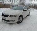 Белый Шкода Octavia A7, объемом двигателя 1.6 л и пробегом 180 тыс. км за 14999 $, фото 1 на Automoto.ua