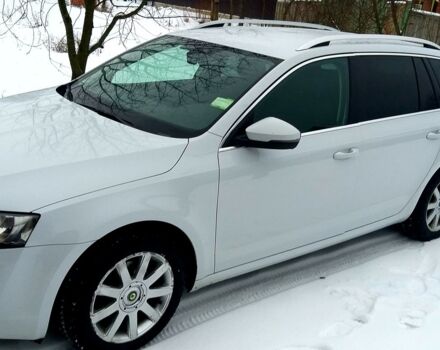 Белый Шкода Octavia A7, объемом двигателя 1.6 л и пробегом 190 тыс. км за 11650 $, фото 1 на Automoto.ua