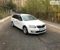 Белый Шкода Octavia A7, объемом двигателя 1.6 л и пробегом 190 тыс. км за 11200 $, фото 1 на Automoto.ua