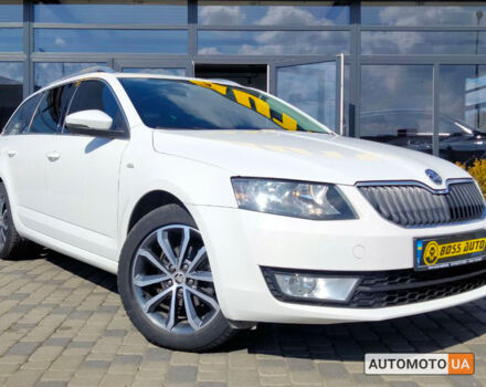 Белый Шкода Octavia A7, объемом двигателя 1.6 л и пробегом 247 тыс. км за 12790 $, фото 1 на Automoto.ua