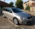 Бежевий Шкода Octavia A7, об'ємом двигуна 2 л та пробігом 205 тис. км за 12950 $, фото 1 на Automoto.ua