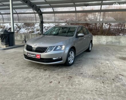 Бежевый Шкода Octavia A7, объемом двигателя 14 л и пробегом 133 тыс. км за 15490 $, фото 1 на Automoto.ua