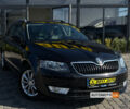 Черный Шкода Octavia A7, объемом двигателя 1.6 л и пробегом 132 тыс. км за 13800 $, фото 1 на Automoto.ua