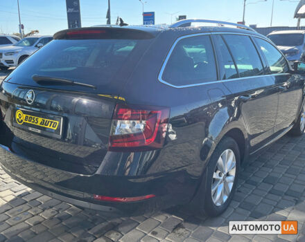 Чорний Шкода Octavia A7, об'ємом двигуна 2 л та пробігом 253 тис. км за 18500 $, фото 6 на Automoto.ua