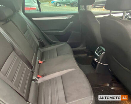 Чорний Шкода Octavia A7, об'ємом двигуна 1.6 л та пробігом 310 тис. км за 14000 $, фото 15 на Automoto.ua
