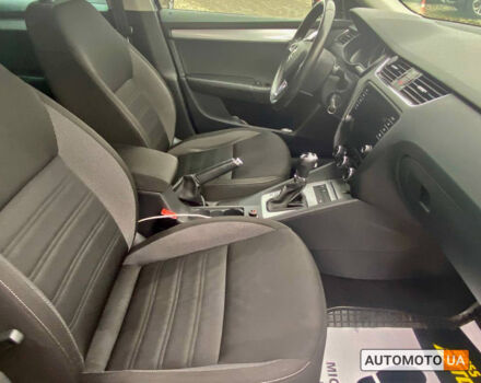 Чорний Шкода Octavia A7, об'ємом двигуна 1.6 л та пробігом 310 тис. км за 14000 $, фото 17 на Automoto.ua