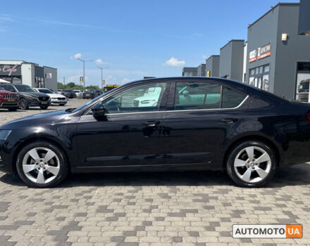 Чорний Шкода Octavia A7, об'ємом двигуна 2 л та пробігом 286 тис. км за 15800 $, фото 3 на Automoto.ua