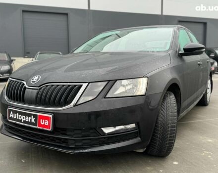 Черный Шкода Octavia A7, объемом двигателя 14 л и пробегом 117 тыс. км за 12490 $, фото 1 на Automoto.ua