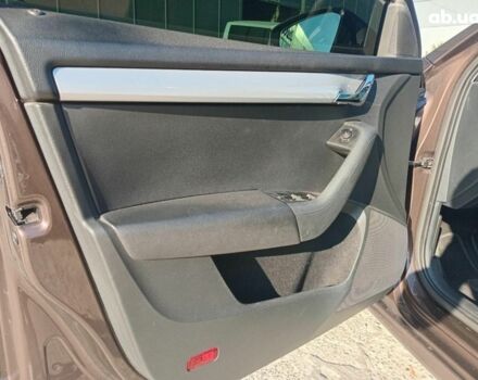 Коричневый Шкода Octavia A7, объемом двигателя 1.8 л и пробегом 385 тыс. км за 11390 $, фото 9 на Automoto.ua