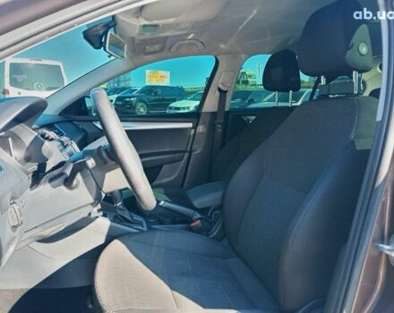 Коричневый Шкода Octavia A7, объемом двигателя 1.8 л и пробегом 385 тыс. км за 11390 $, фото 6 на Automoto.ua