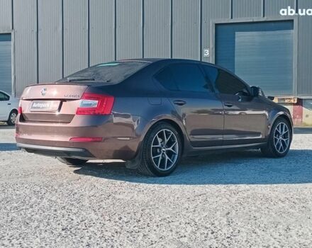 Коричневый Шкода Octavia A7, объемом двигателя 1.8 л и пробегом 385 тыс. км за 11390 $, фото 5 на Automoto.ua
