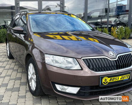Коричневый Шкода Octavia A7, объемом двигателя 2 л и пробегом 273 тыс. км за 13400 $, фото 1 на Automoto.ua