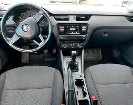 Серый Шкода Octavia A7, объемом двигателя 1.4 л и пробегом 131 тыс. км за 10690 $, фото 15 на Automoto.ua