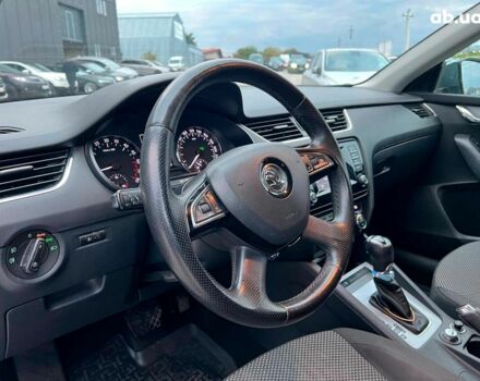 Серый Шкода Octavia A7, объемом двигателя 1.6 л и пробегом 240 тыс. км за 10990 $, фото 15 на Automoto.ua