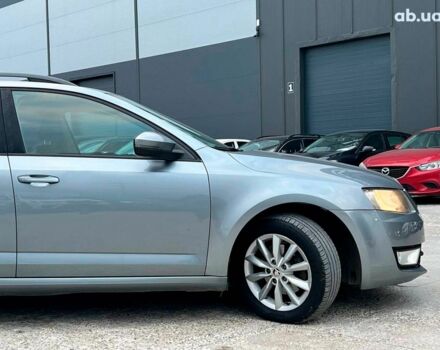 Серый Шкода Octavia A7, объемом двигателя 1.6 л и пробегом 240 тыс. км за 10990 $, фото 9 на Automoto.ua