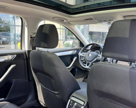 Сірий Шкода Octavia A7, об'ємом двигуна 1.6 л та пробігом 268 тис. км за 12600 $, фото 24 на Automoto.ua