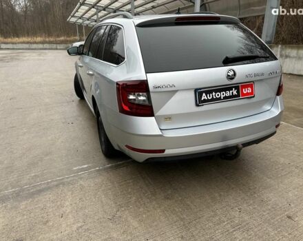 Серый Шкода Octavia A7, объемом двигателя 2 л и пробегом 245 тыс. км за 16990 $, фото 9 на Automoto.ua