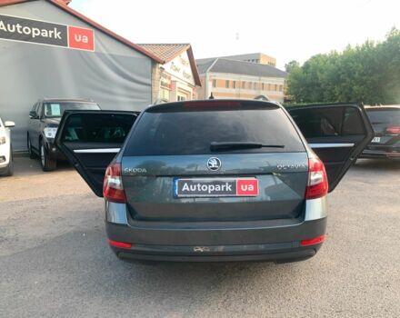 Серый Шкода Octavia A7, объемом двигателя 1.6 л и пробегом 344 тыс. км за 14890 $, фото 34 на Automoto.ua