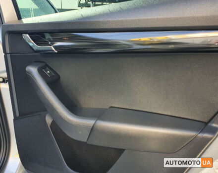 Сірий Шкода Octavia A7, об'ємом двигуна 1.6 л та пробігом 231 тис. км за 15000 $, фото 18 на Automoto.ua