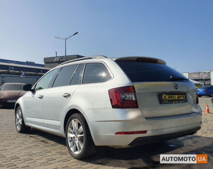 Сірий Шкода Octavia A7, об'ємом двигуна 1.6 л та пробігом 231 тис. км за 15000 $, фото 4 на Automoto.ua